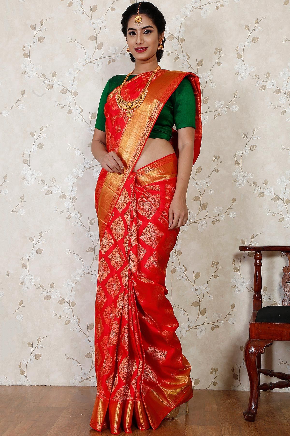 Scarlette Red Gold Zari Woven Kanchipuram Silk Saree