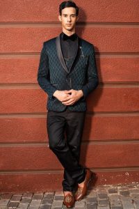 Wedding groom Italian Classic suit