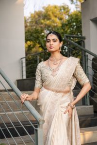 Moksha Kushal In Samyakk' Cream Designer Saree