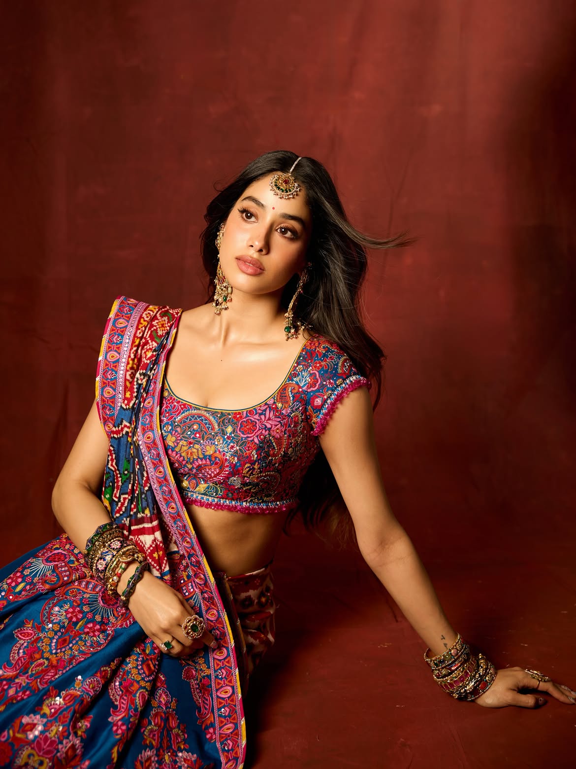 Jhanvi kapoor in Ambani ganesh chaturthi 2026 celebrations